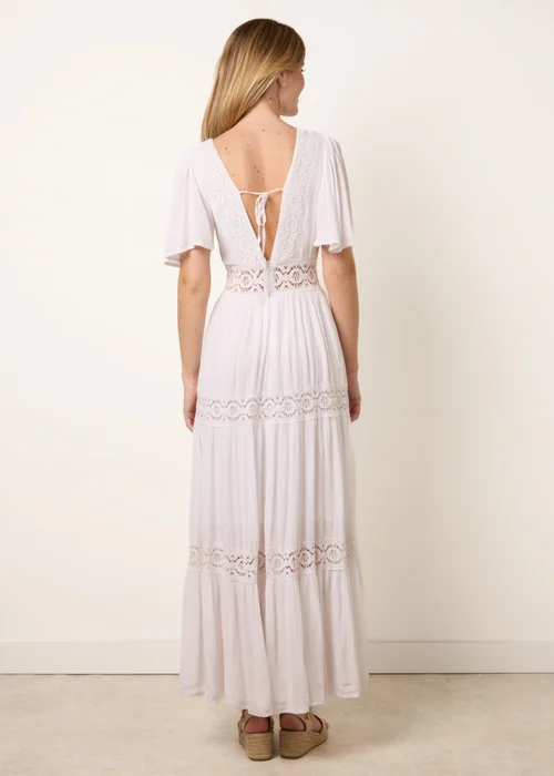 Blue Vanilla Ivory V-Neck Tiered Crochet Detail Maxi Dress - L Image 4