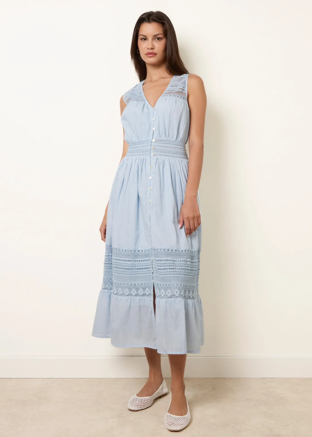 Blue Vanilla Blue Crochet Insert Button Midi Dress - M Image 1