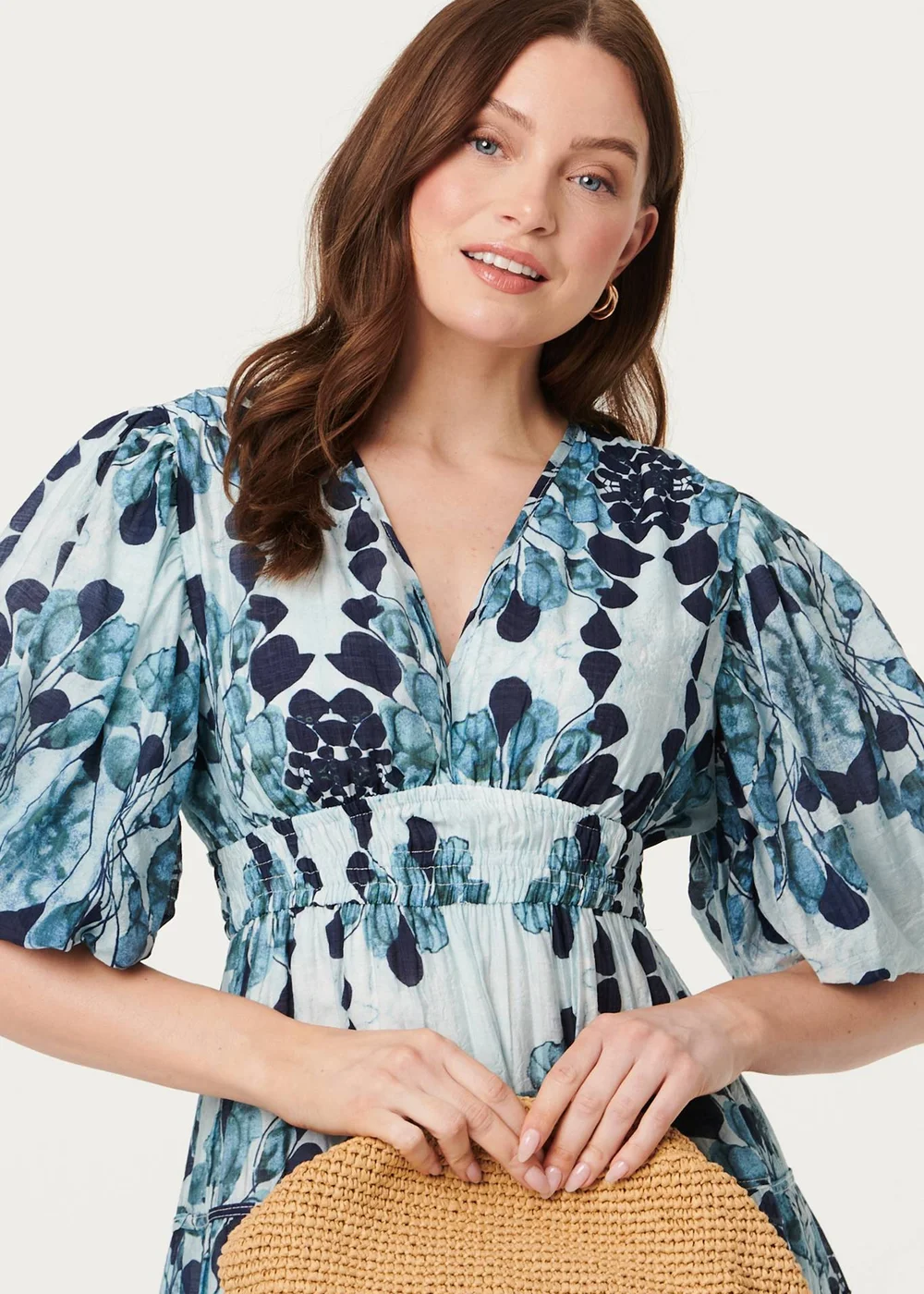 Izabel London Blue Floral 1/2 Puff Sleeve Tiered Midi Dress - 10 Image 4