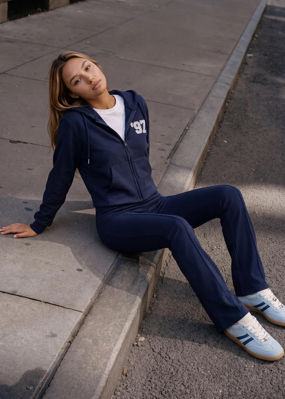 Pink Vanilla Navy 97 Pintuck Joggers - S Image 1