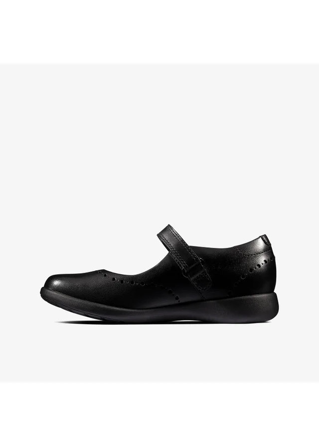 Clarks School Girls Black Etch Craft Kid Leather Narrow