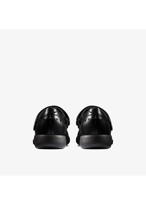 Clarks School Etch Craft Kid Black Leather Narrow - 10.5 Infants Image 5
