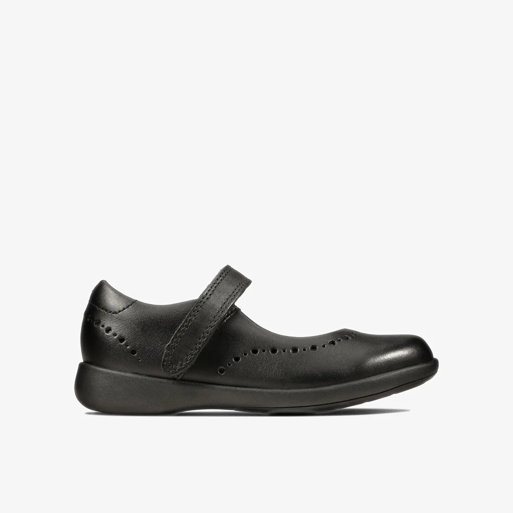 Clarks School Etch Craft Toddler Black Leather Narrow - 8.5 Infants Image 1