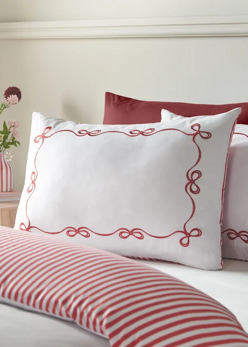 Catherine Lansfield Bow Embroidery Duvet Cover Set White / Red - Single Image 3