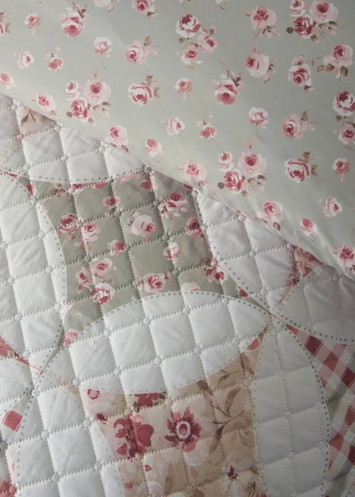 Catherine Lansfield Pinsonic Patchwork Reversible Duvet Cover Set Green - Single Image 4