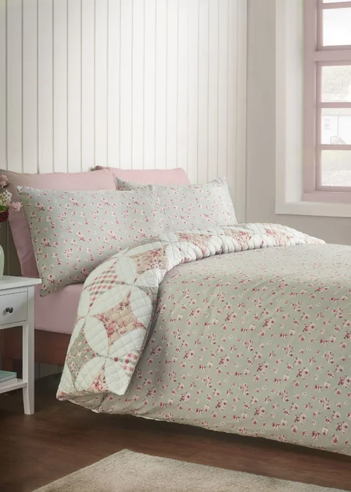 Catherine Lansfield Pinsonic Patchwork Reversible Duvet Cover Set Green - Single Image 2