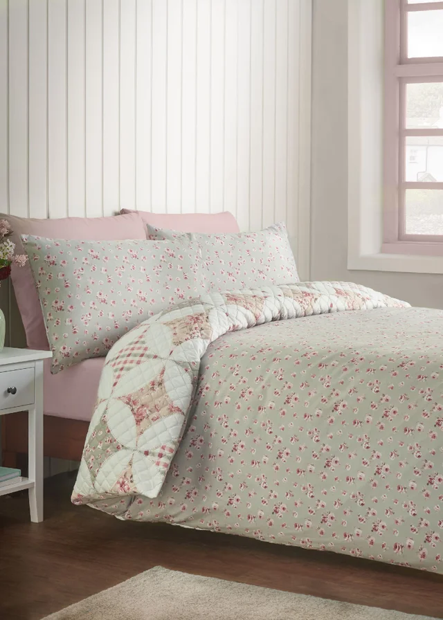 Catherine Lansfield Pinsonic Patchwork Reversible Duvet Cover Set Green