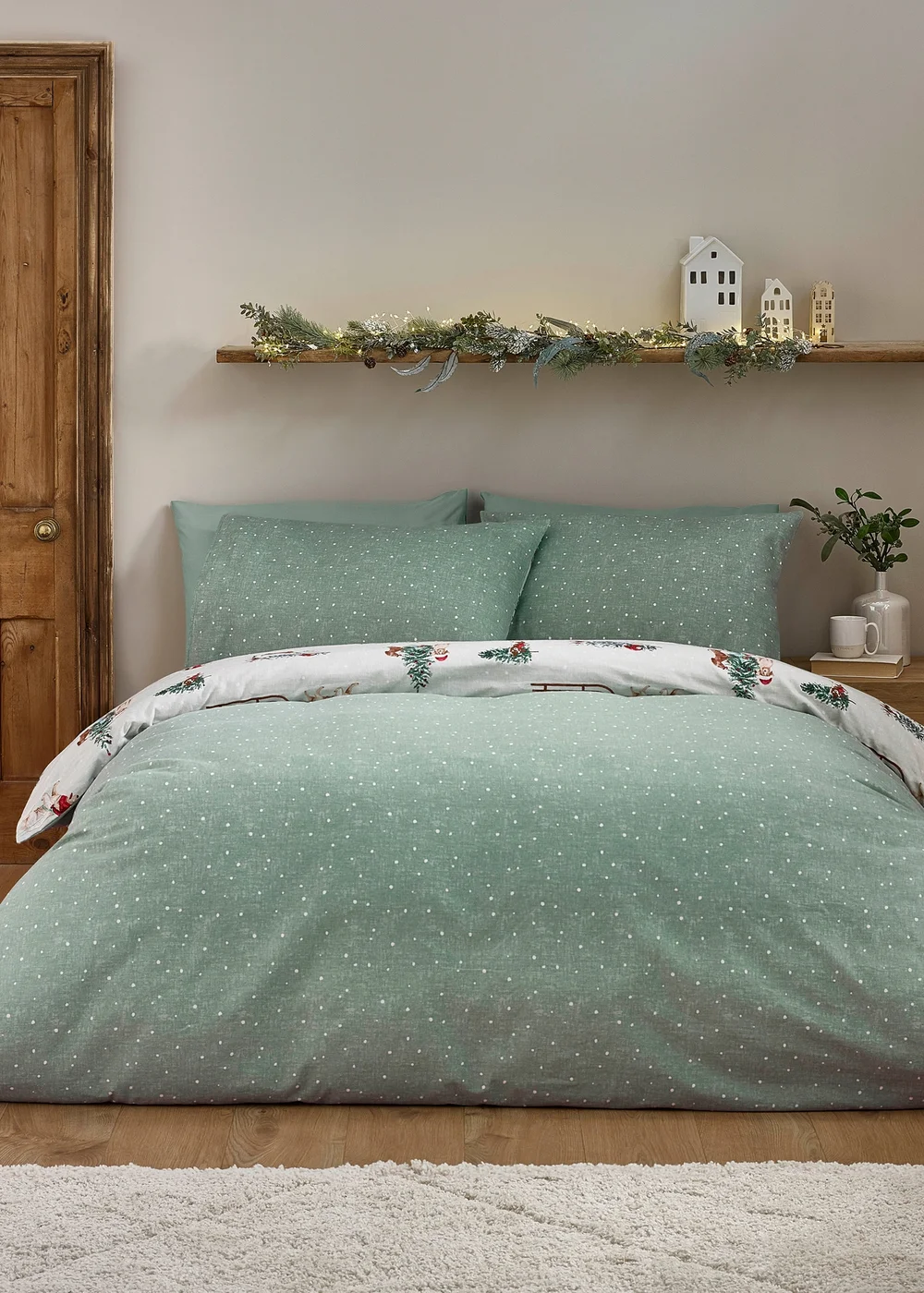 Catherine Lansfield Brushed Christmas Dogs Cotton Reversible Duvet Cover Set Green - Double Image 2