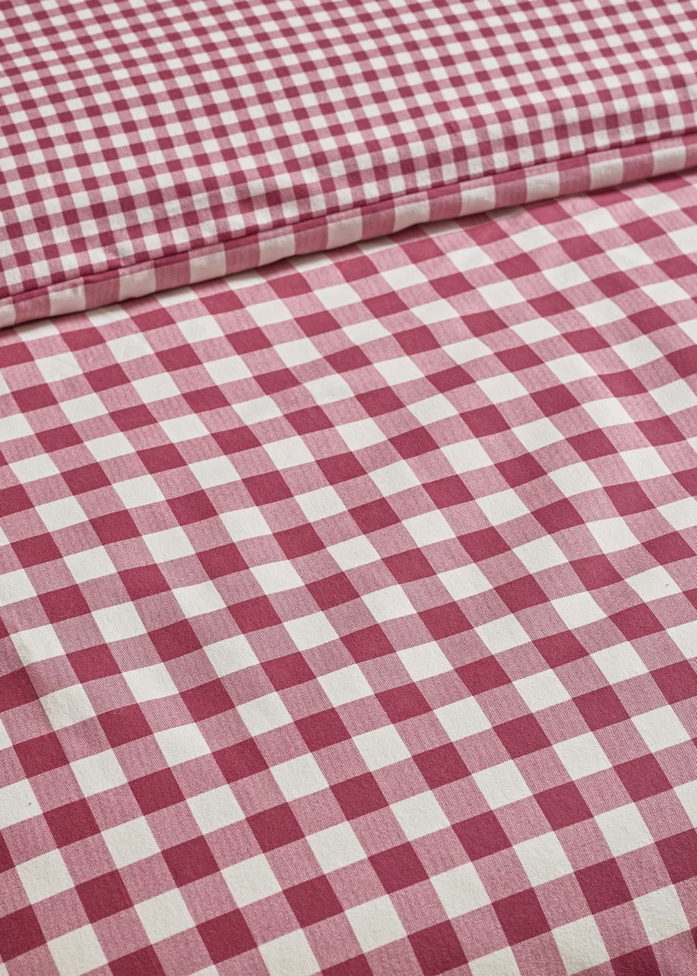 Catherine Lansfield Brushed Gingham Check Reversible Duvet Cover Set Burgundy - Single Image 4