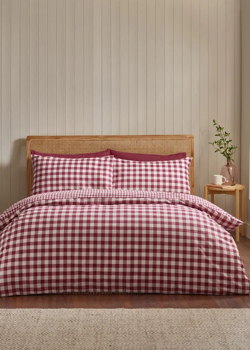 Catherine Lansfield Brushed Gingham Check Reversible Duvet Cover Set Burgundy - Single Image 1