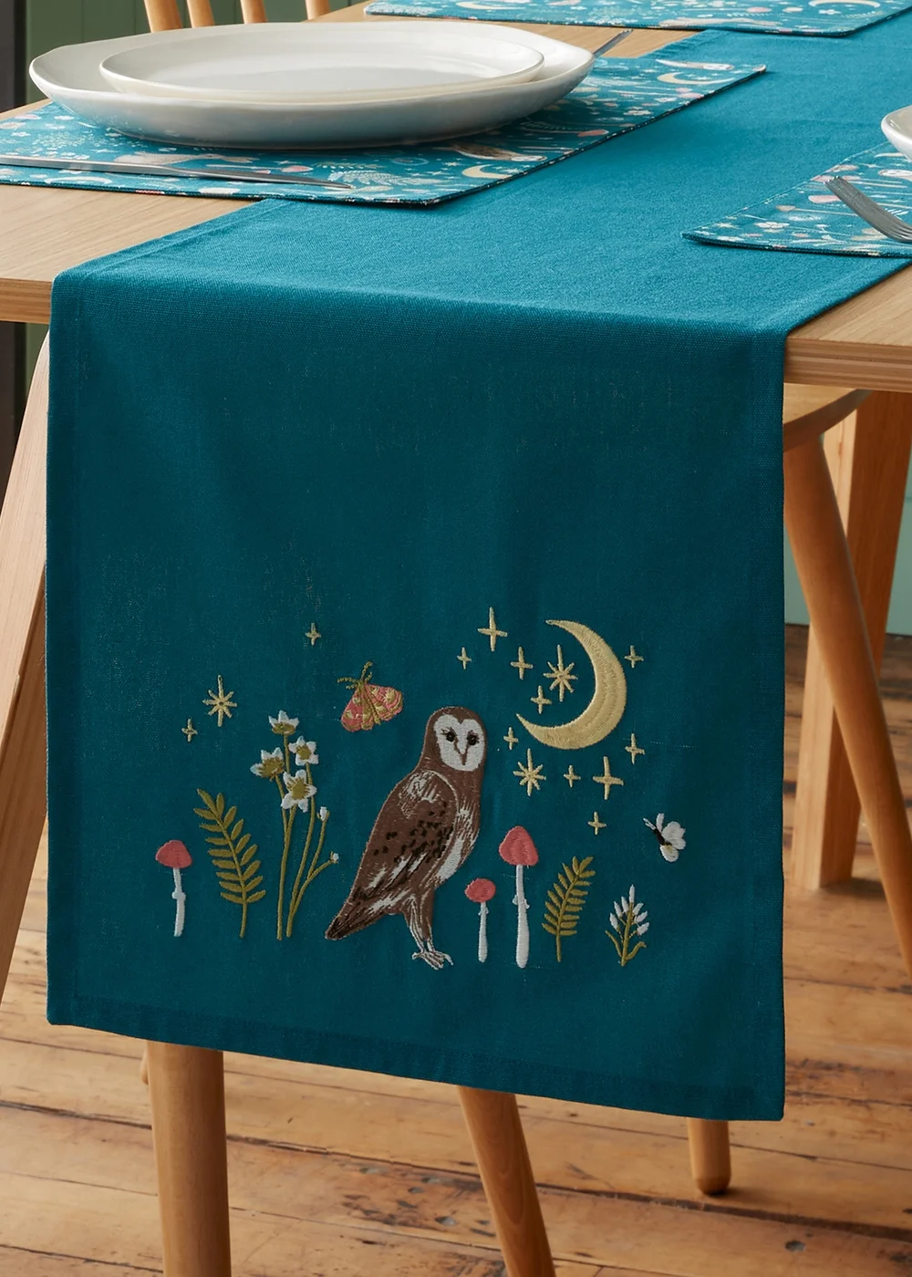 Catherine Lansfield Enchanted Twilight Animals Cotton 33x220cm Dining Table Runner Green - One Size Image 2