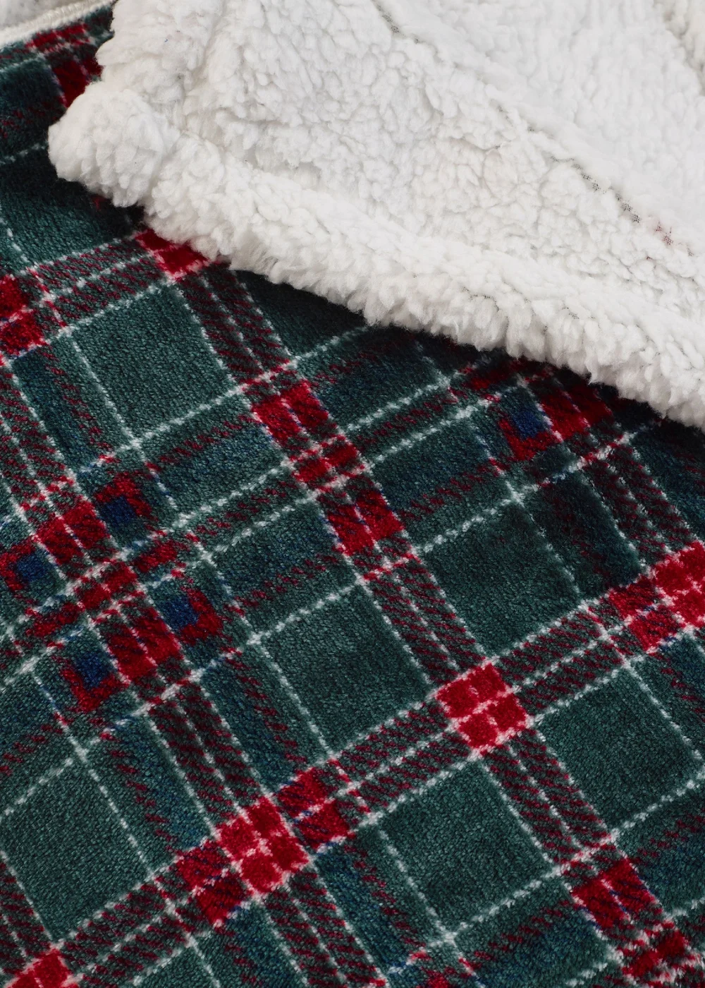 Catherine Lansfield Tartan Sherpa Check Cosy Fleece 130x170cm Blanket Throw Green - One Size Image 3
