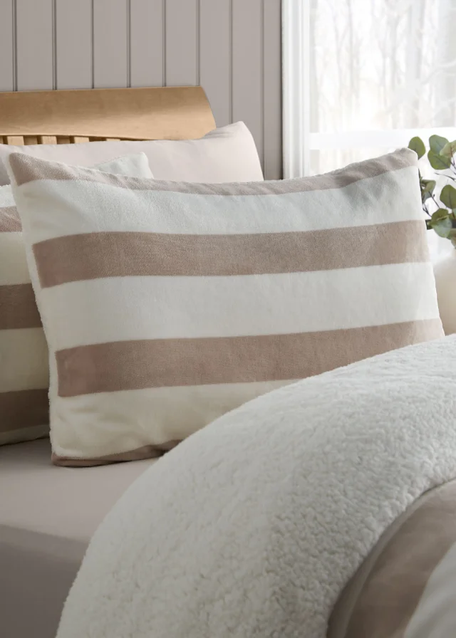 Catherine Lansfield Cosy Sherpa Stripe Duvet Cover Set Natural