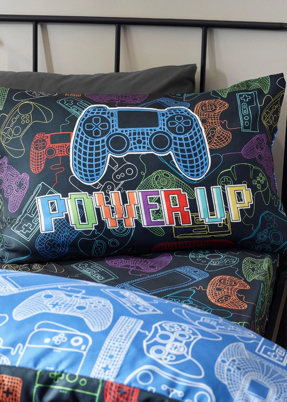 Catherine Lansfield Power Up Gamer So Soft Duvet Cover Set Black - Single Image 3