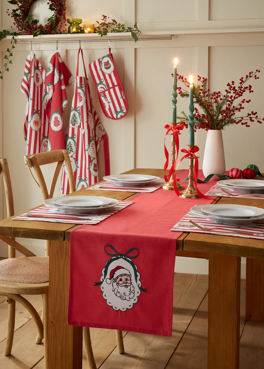 Catherine Lansfield Christmas Vintage Stripe Embroidered Cotton 32x220cm Dining Table Runner Red - One Size Image 2