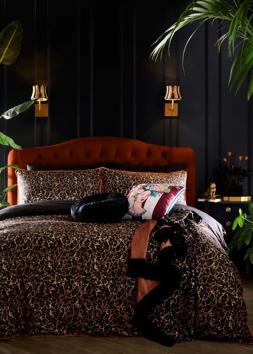 Laurence Llewelyn-Bowen Roxy Leopard Print Reversible Black Duvet Cover Set - Double Image 5