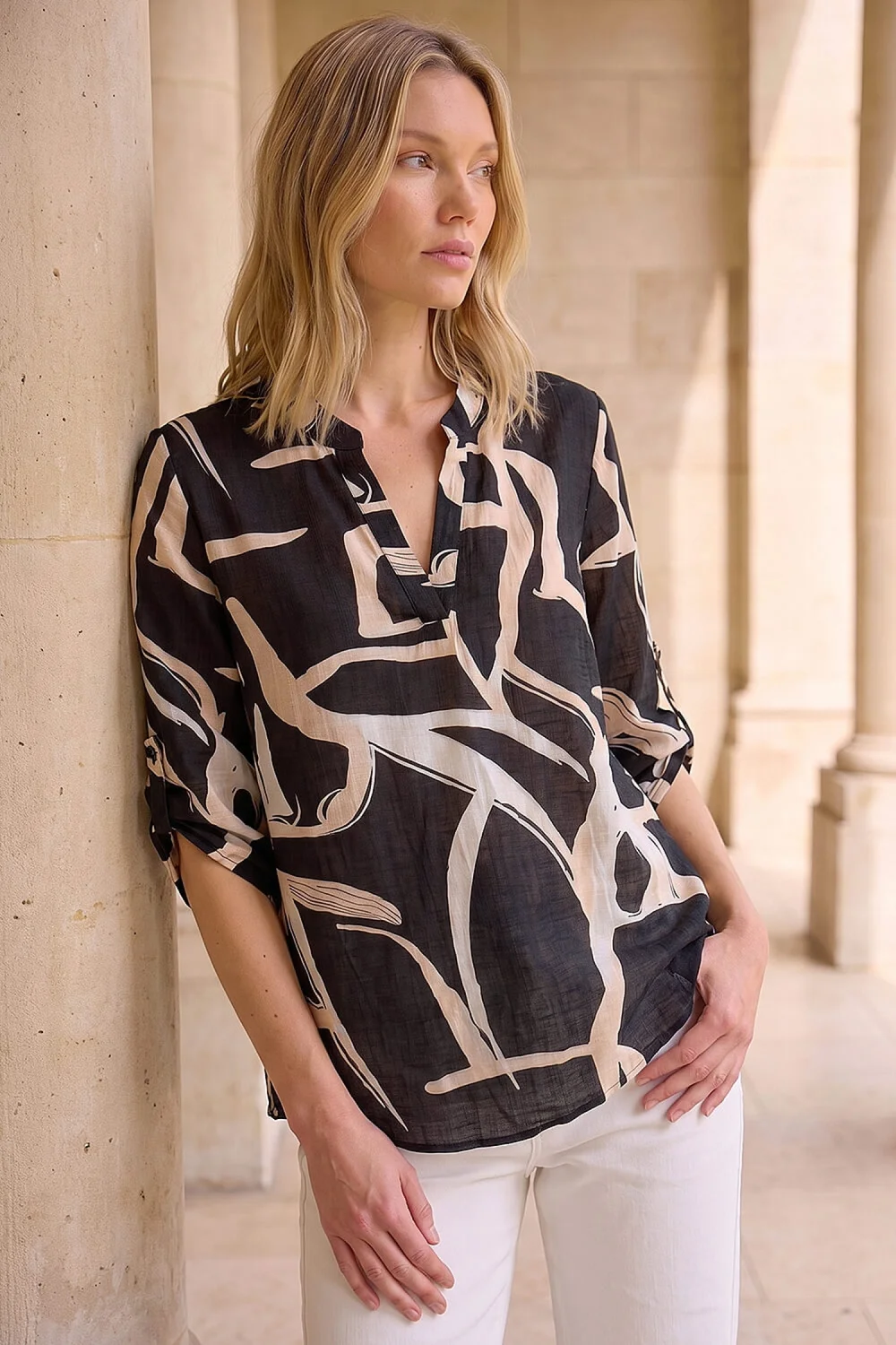 Roman Black Abstract Print V-Neck Top - 12 Image 2