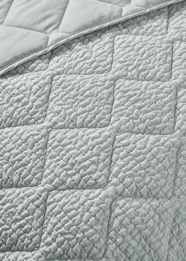 Catherine Lansfield Crinkle Seersucker Texture 220x220cm Bedspread Green