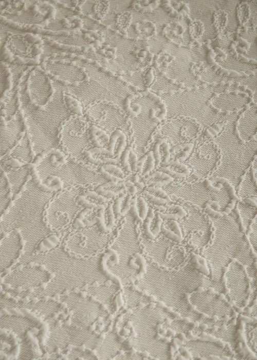 Catherine Lansfield Amelia Jacquard Duvet Cover Set Cream - King Image 3