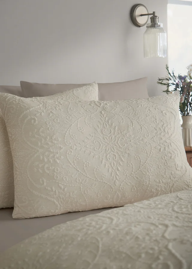 Catherine Lansfield Amelia Jacquard Duvet Cover Set Cream