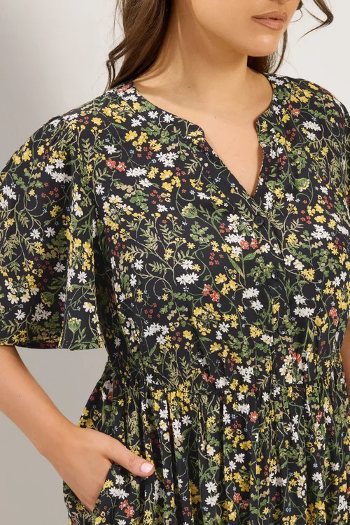 Yours Curve Black Floral Placket Midi Dress - 20 Image 4