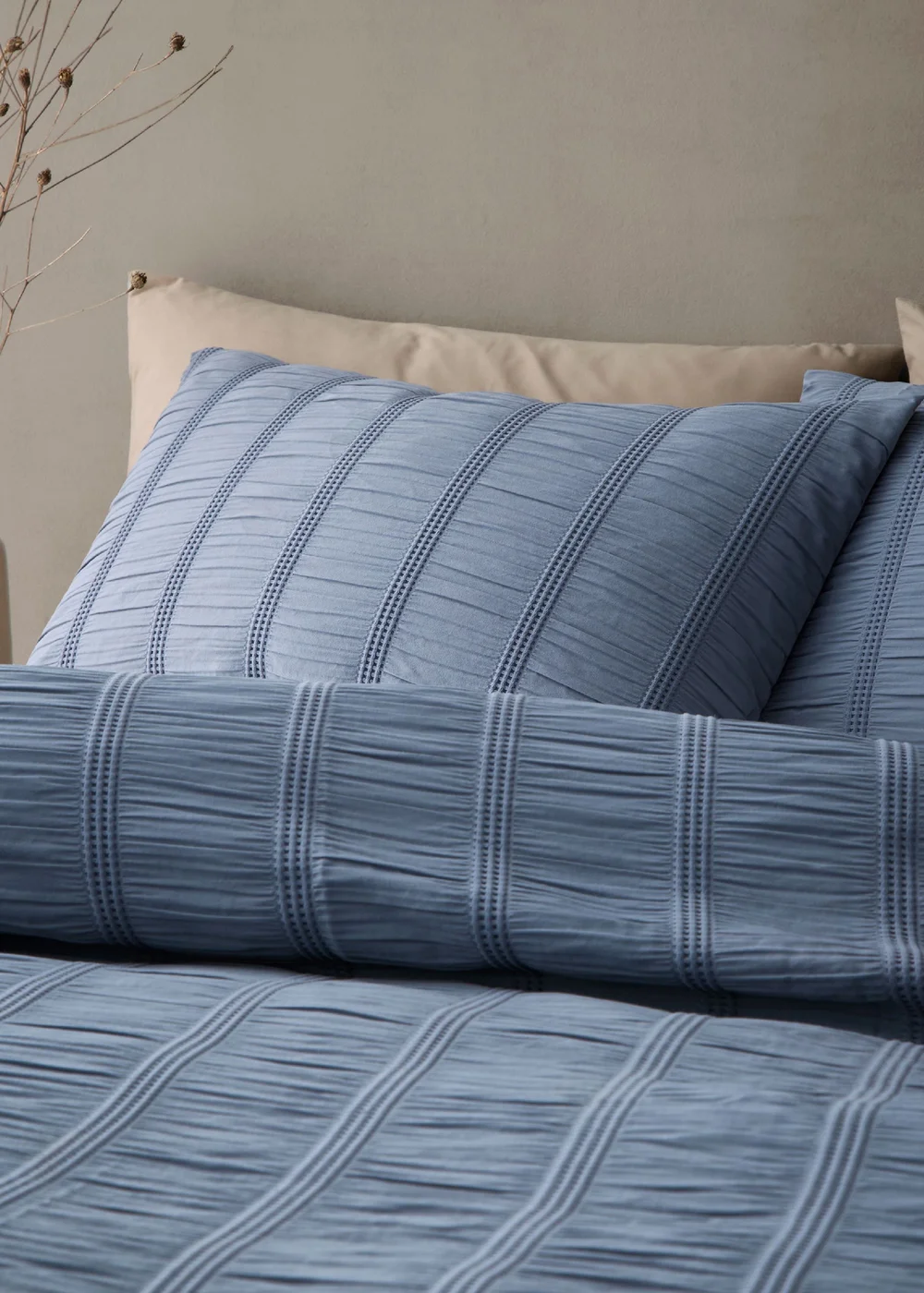 Pineapple Elephant Waffle Seersucker Duvet Cover Set Blue - Single Image 2