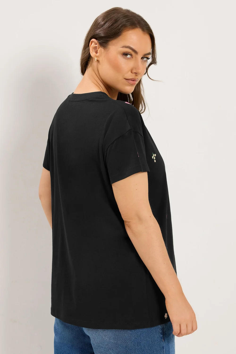 Yours Curve Black Embroidered Blossom T-Shirt - 18 Image 4