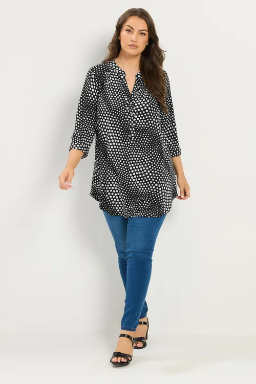 Yours Curve Black Polka Dot Half Placket Shirt - 26-28 Image 3