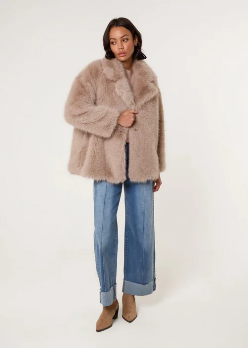 Blue Vanilla Beige Short Faux Fur Coat - 14-16 Image 3