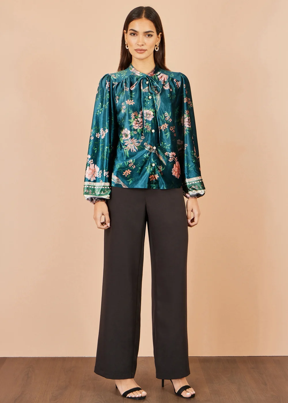 Yumi Green Floral Velvet Blouse With Tie Neckline - 16 Image 2