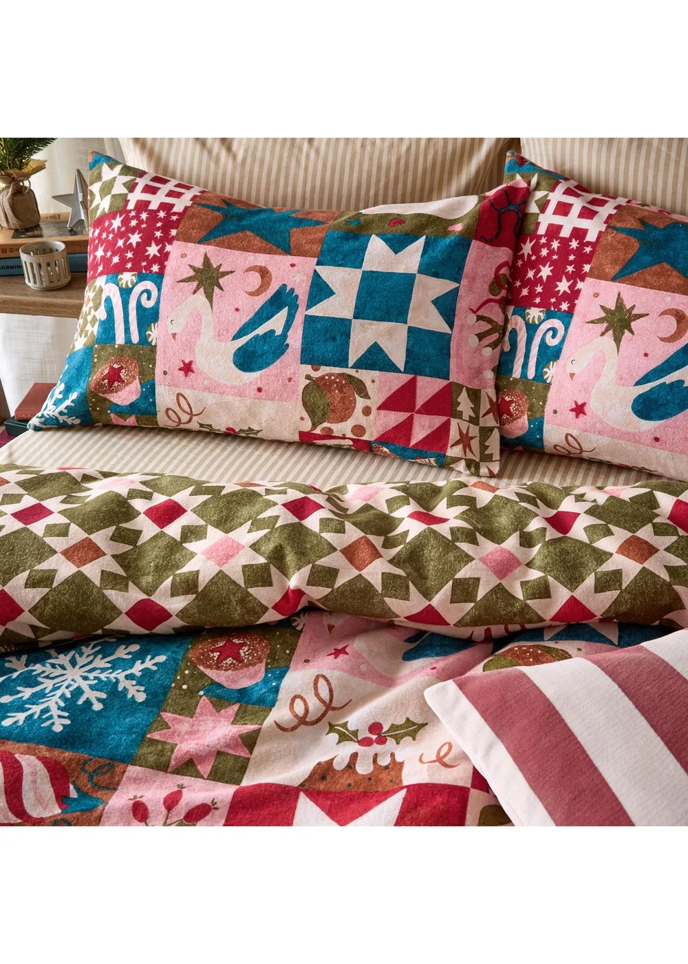 Furn Fika Double Reversible Festive Duvet Sets Multi - Single Image 3