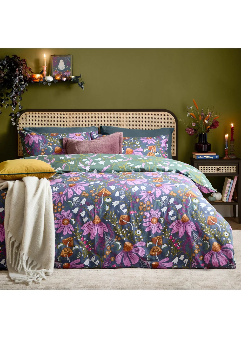 Furn Ghoul Gardens Double Halloween Reversible Duvet Sets Multi - Single Image 1