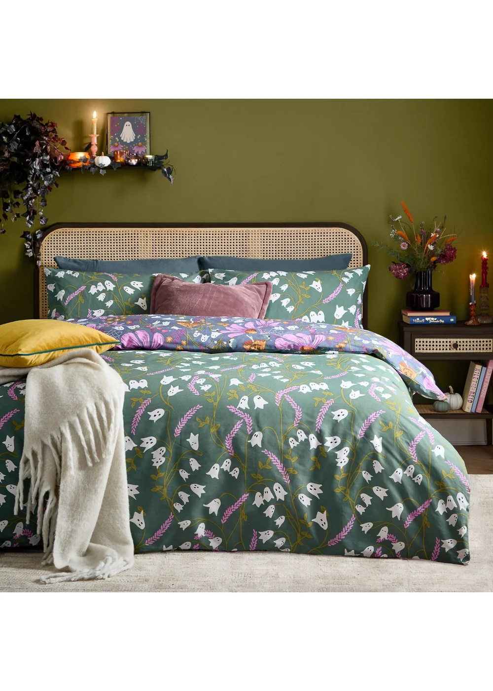 Furn Ghoul Gardens Double Halloween Reversible Duvet Sets Multi - Single Image 2