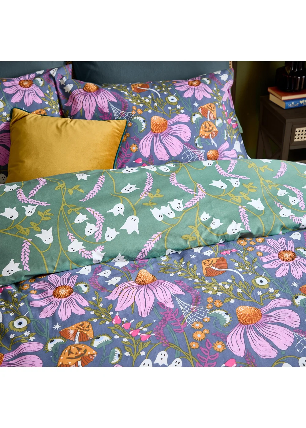 Furn Ghoul Gardens Double Halloween Reversible Duvet Sets Multi - Single Image 3