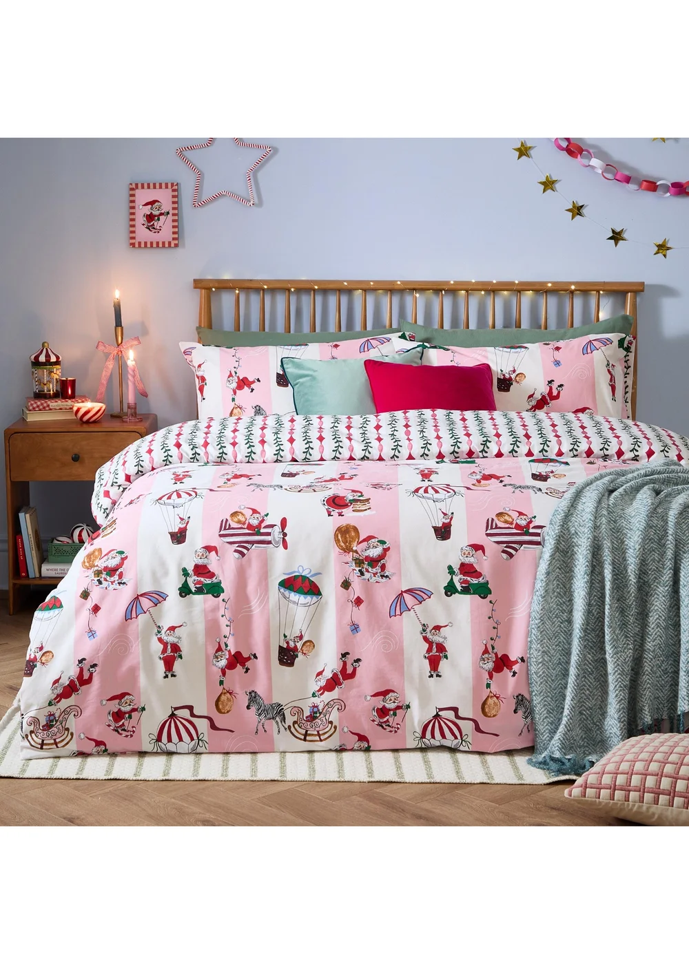 Furn Passport To The North Pole Double Christmas Reversible Duvet Sets Candy Floss/Linen - Single Image 1