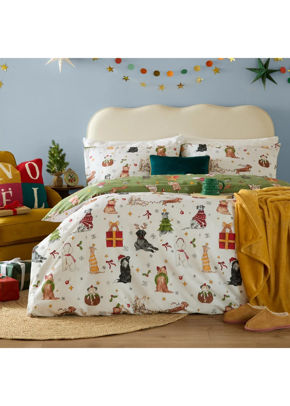 Furn Christmas Pawty Super King Reversible Duvet Sets Green - Single Image 2