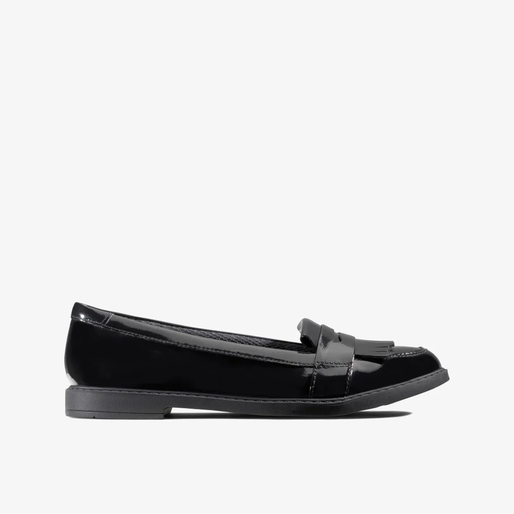 Clarks School Scala Bright Kid Black Patent Wide - 2.5 Image 1