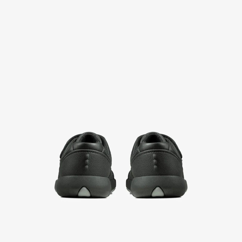 Clarks School Rex Pace Toddler Black Leather Extra Wide - 7.5 Infants Image 5