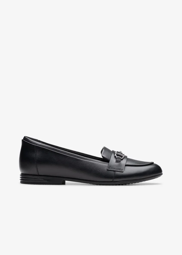 Clarks School Girls Black FinjaLoafer Y. Leather Standard
