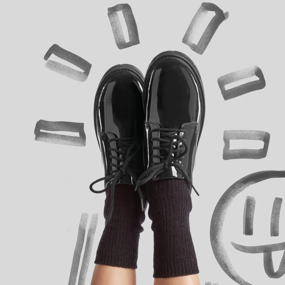Clarks School Prague Lace Youth Black Patent Wide - 3.5 Image 2