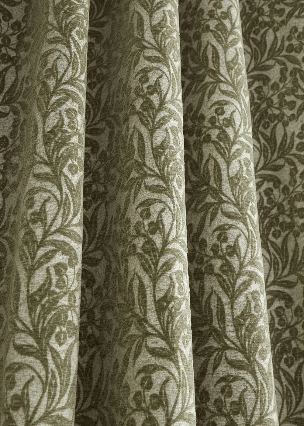 Bianca Fine Linens Chenille Leaves Lined Eyelet Curtains Green - 46W X 54D (117x137cm Image 4
