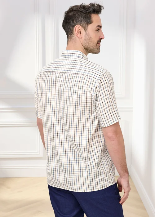 Cotton Traders Bark Short Sleeve Easy-care Shirt - 5XL Image 3