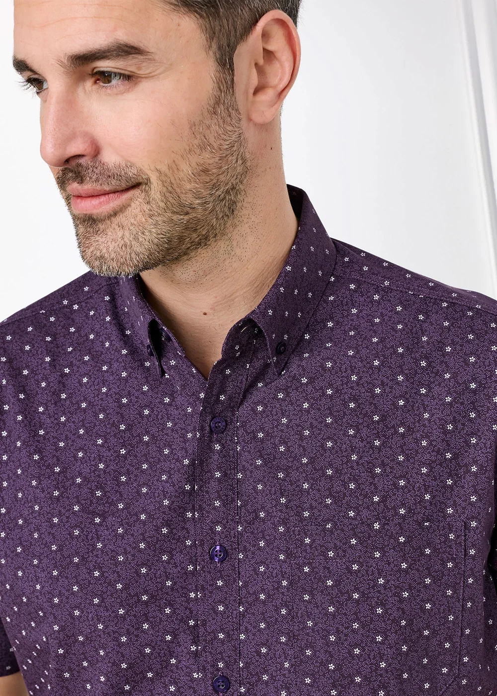 Cotton Traders Blackcurrant Short Sleeve Easy-care Shirt - 3XL Image 4