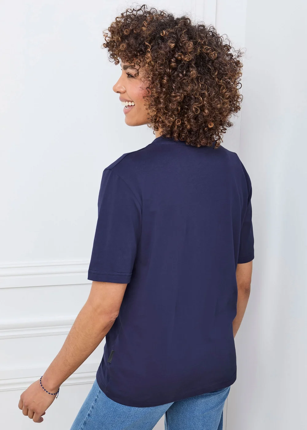 Cotton Traders Marine V Neck T-Shirt - M Image 3