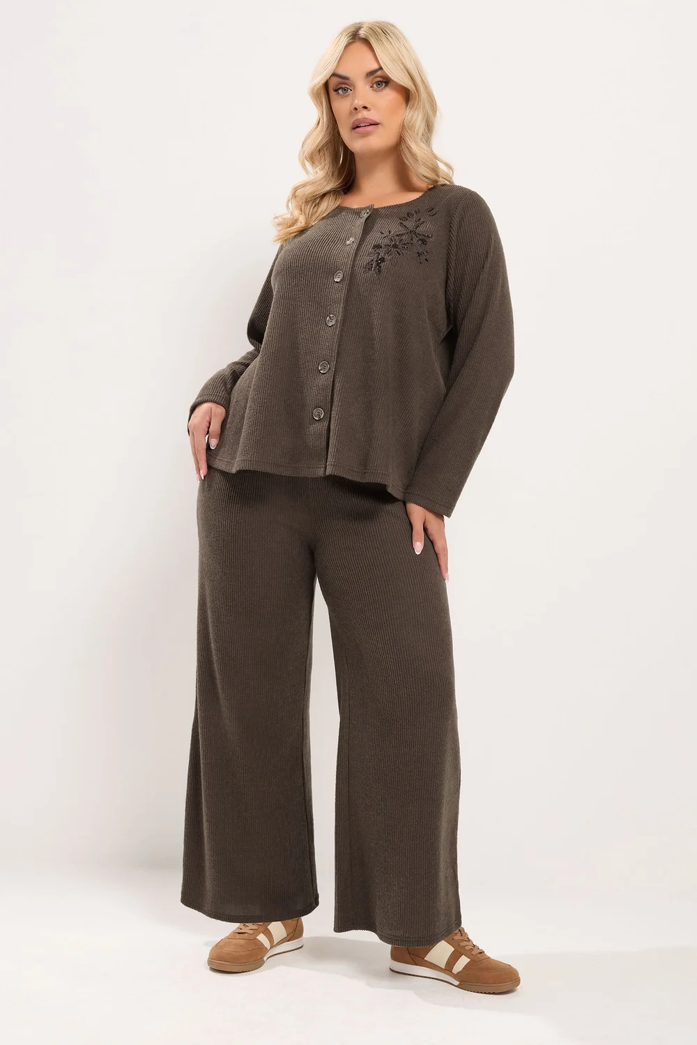 Yours Curve Chocolate Brown Soft Touch Embroidered Cardigan - 22-24 Image 2