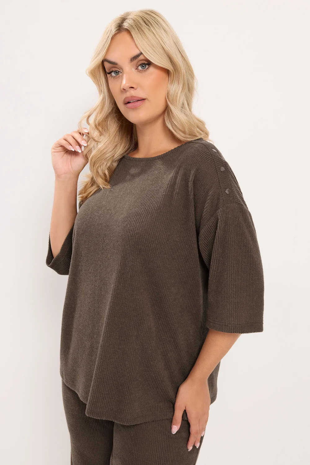 Yours Curve Chocolate Brown Ribbed Studded Top - 22-24 Image 1