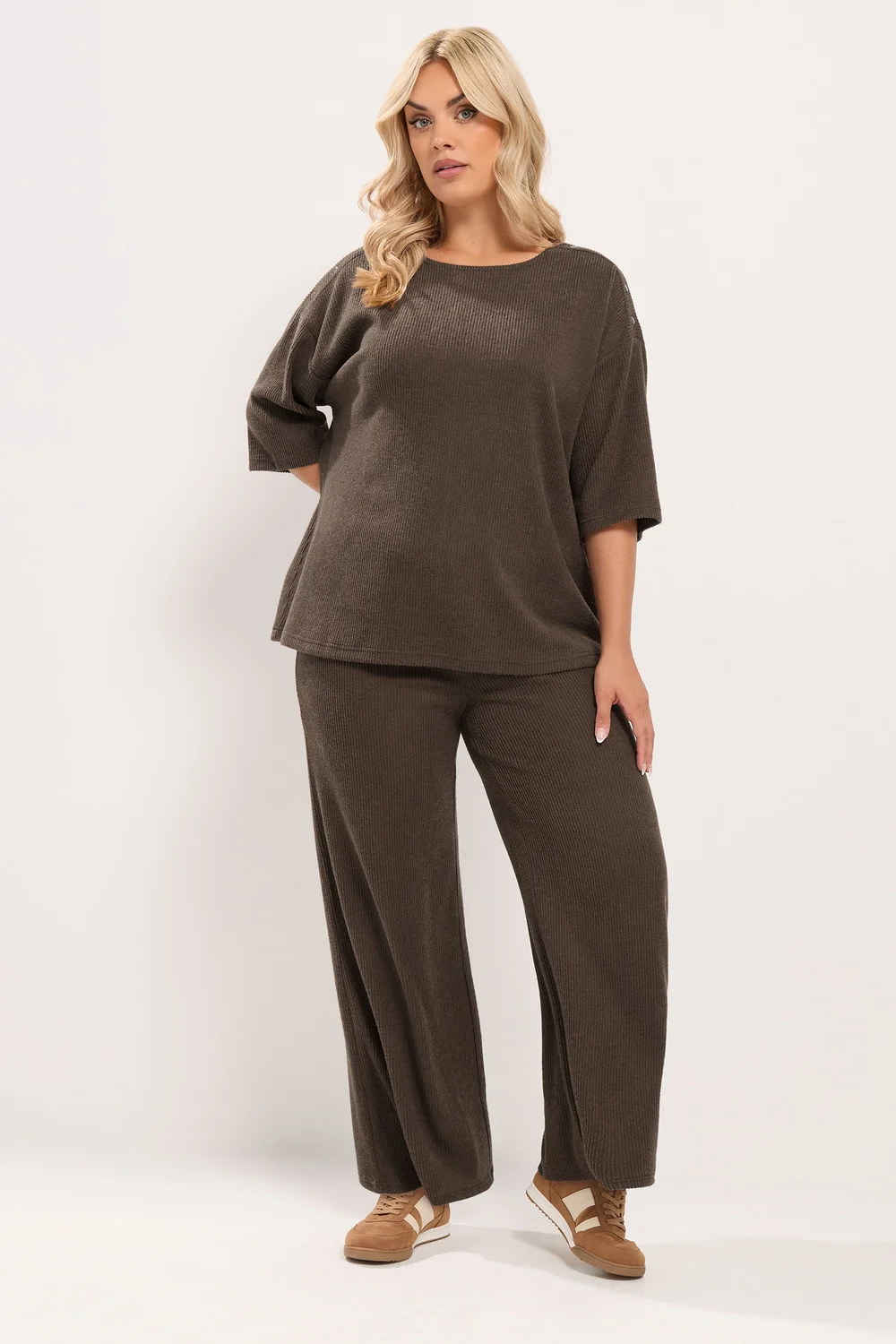 Yours Curve Chocolate Brown Ribbed Studded Top - 22-24 Image 2