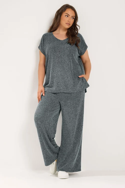 Yours Curve Grey V-Neck Top - 26-28 Image 3