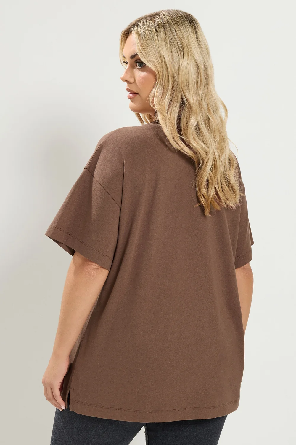 Yours Curve Chocolate Brown V-Neck Longline T-Shirt - 22-24 Image 3