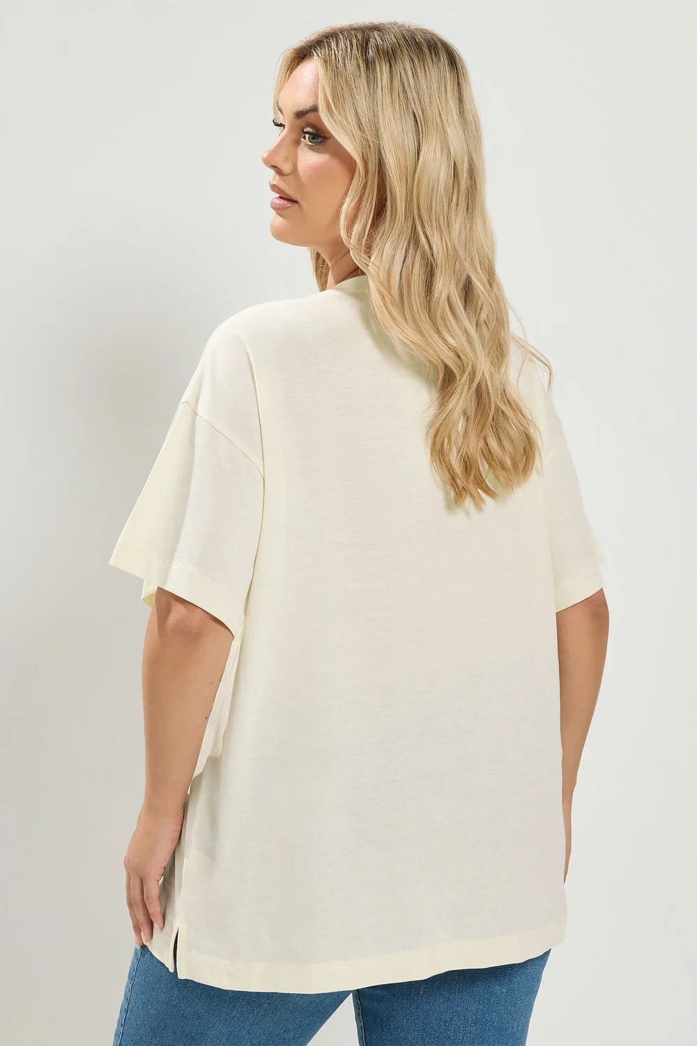 Yours Curve Ivory White V-neckline Longline T-Shirt - 18 Image 3